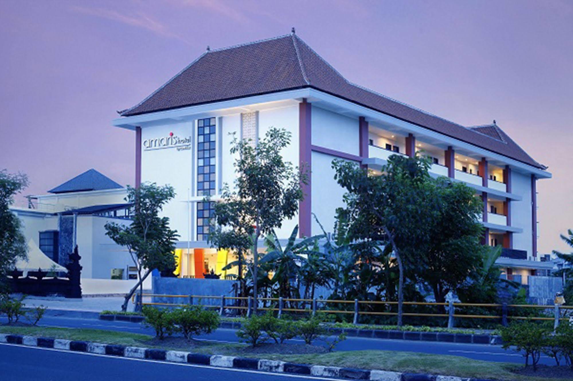 Amaris Hotel Sunset Road - Bali Kuta Lombok Esterno foto