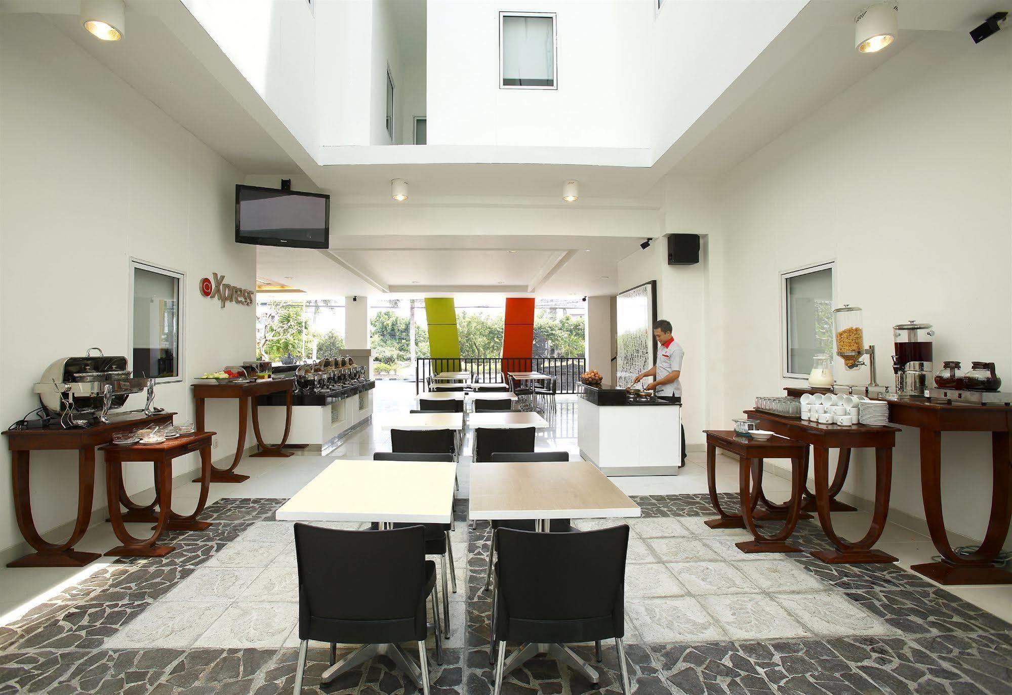 Amaris Hotel Sunset Road - Bali Kuta Lombok Esterno foto